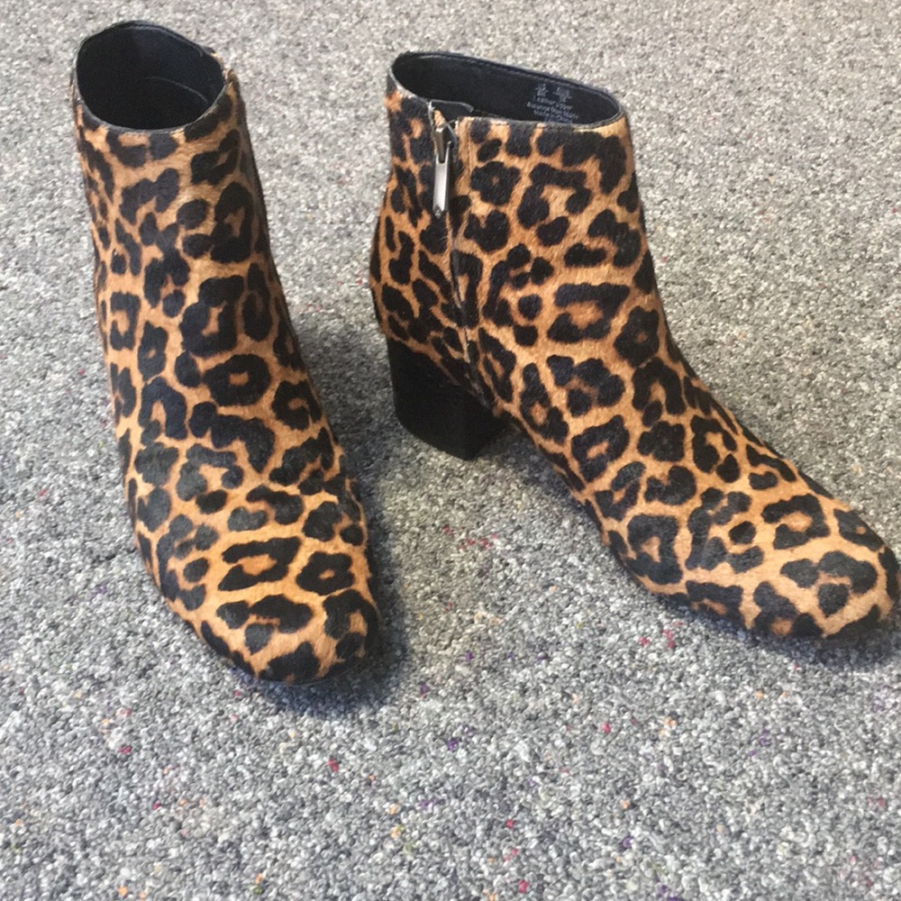 Suede boots